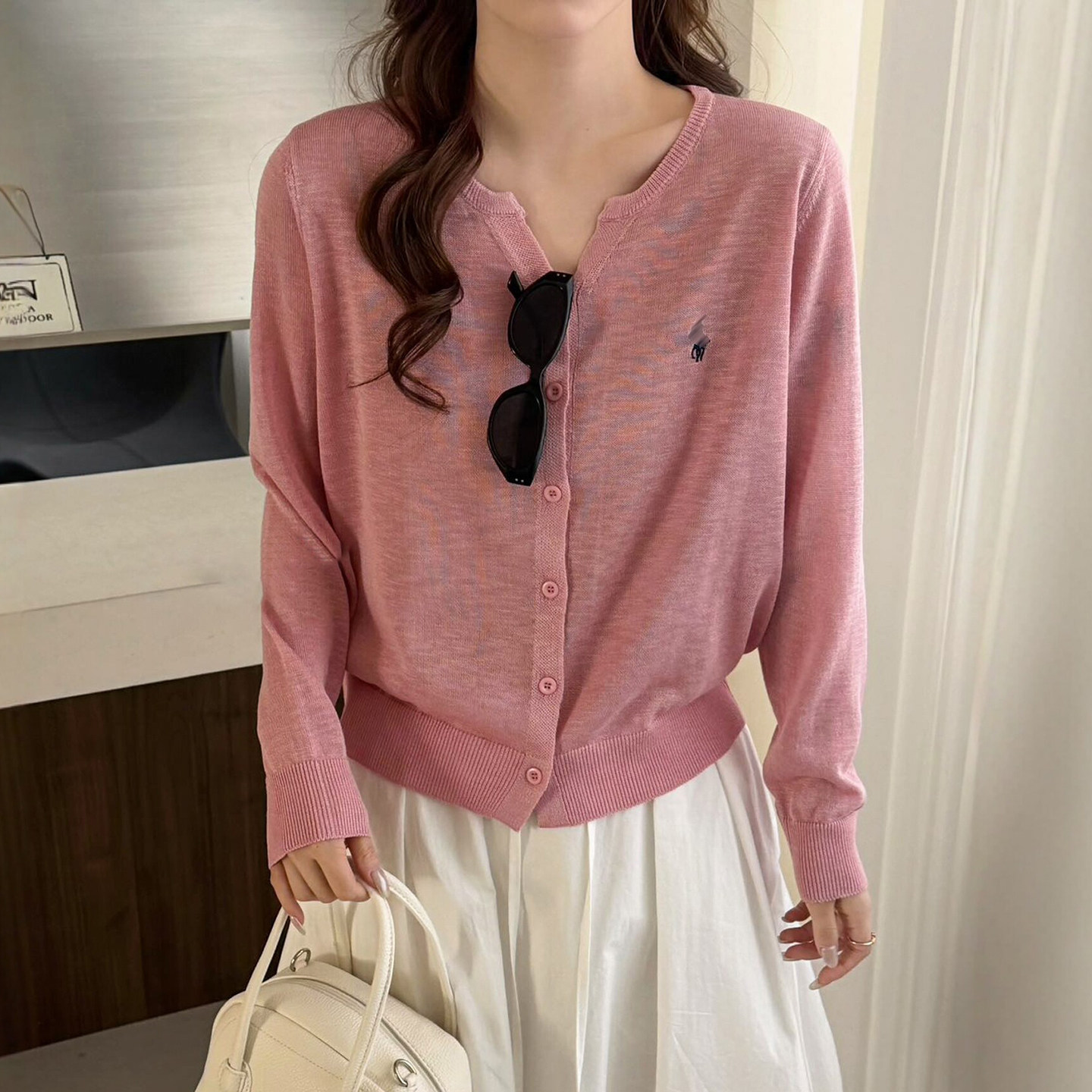 复古刺绣冰丝针织开衫女欧洲站2026春装新款欧货女装时尚打底衫潮