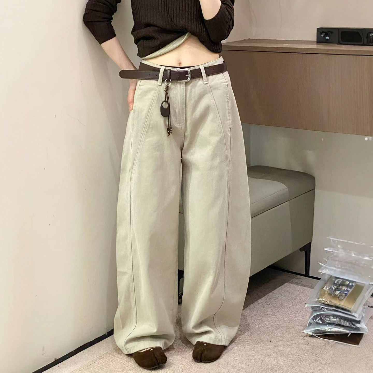 配挂件拖地弯刀阔腿裤女欧货裤子