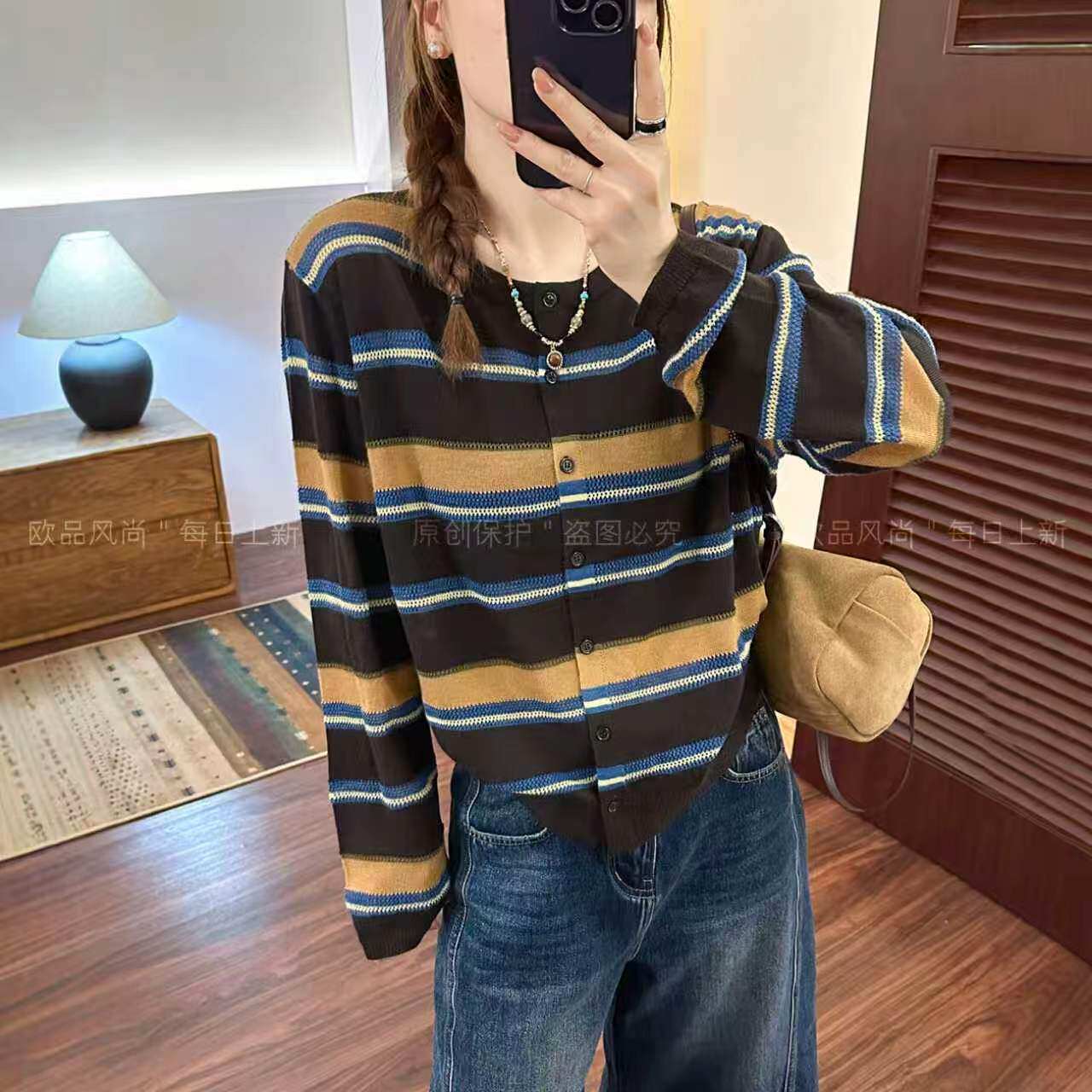 撞色条纹羊毛针织开衫女欧货毛衣