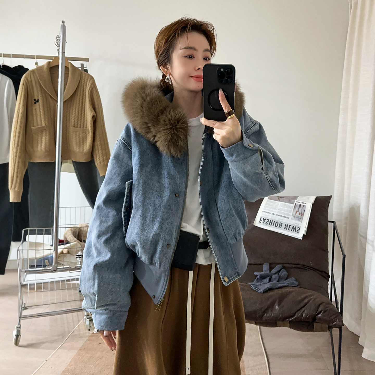 狐狸毛领连帽牛仔羽绒服女欧洲站