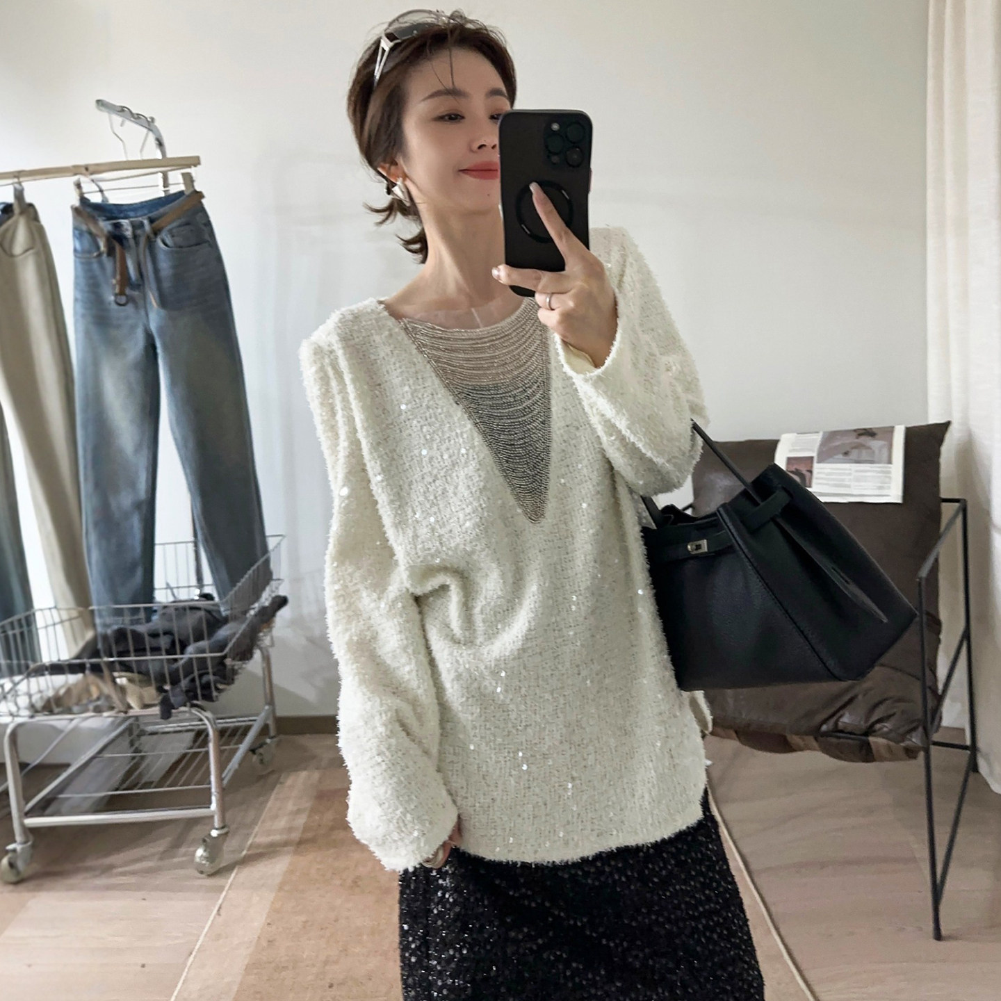 重工亮片镂空V领衬衫女欧洲站2026春装新款欧货女装设计感小衫潮,女装/女士精品,衬衫,淘宝优惠券,粉丝福利购,淘宝优惠卷