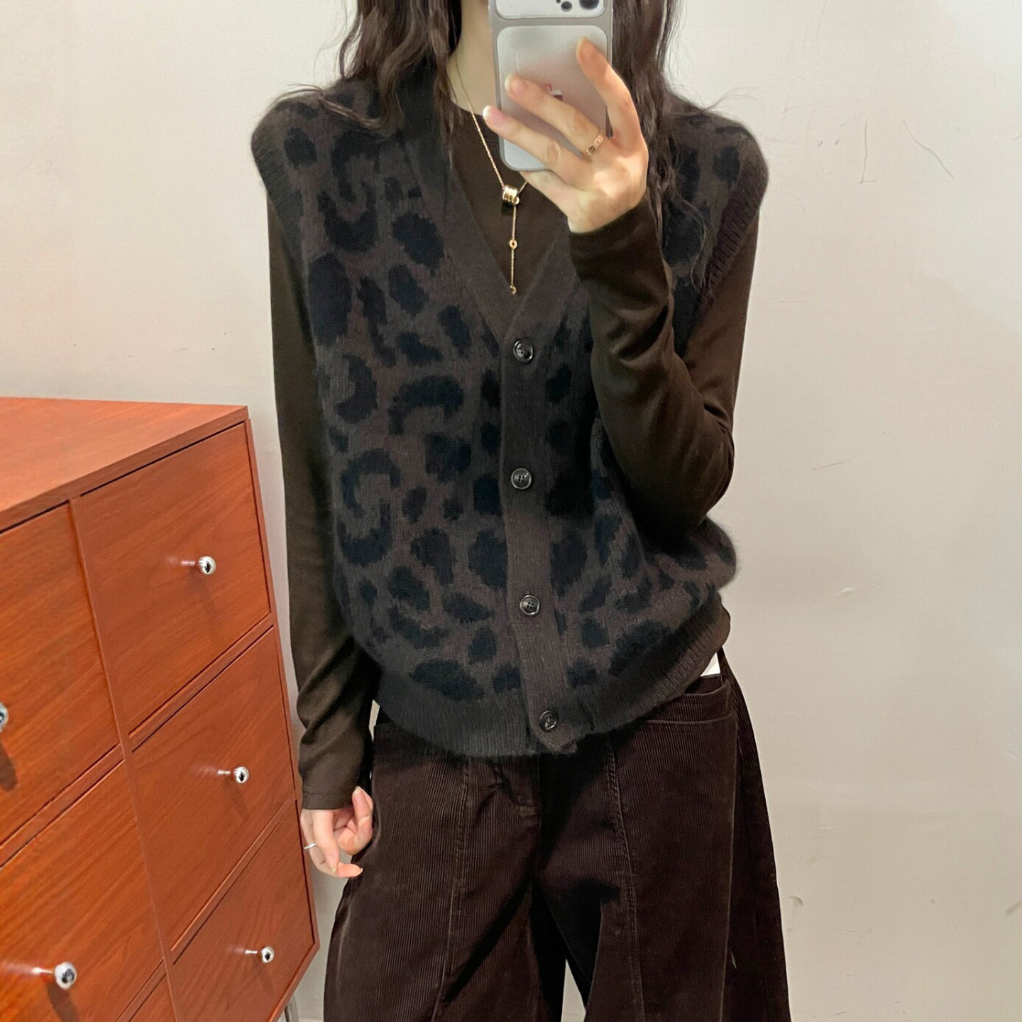 V领绵羊毛山羊绒针织马甲女欧货