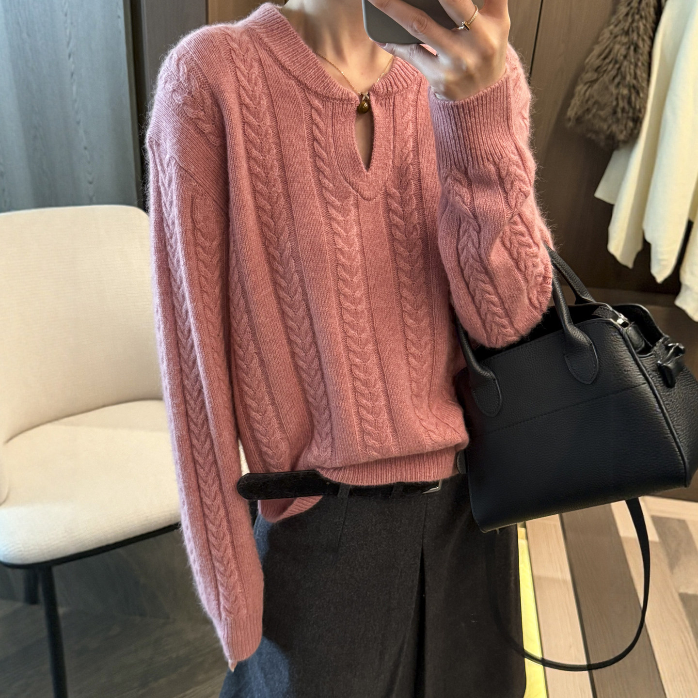 麻花纹盘扣羊毛针织衫女欧货毛衣