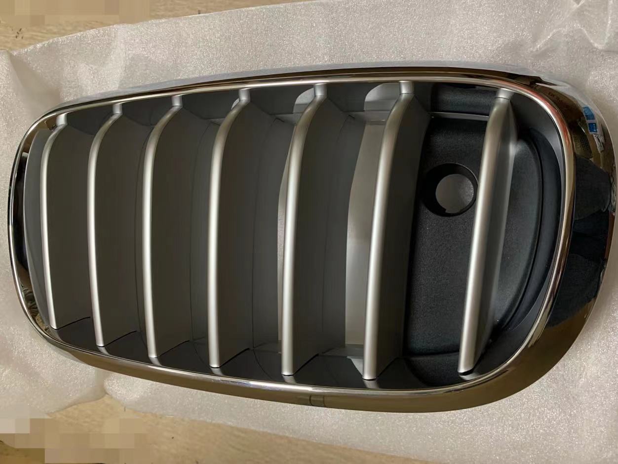 宝马X5F15左前装饰格栅原厂