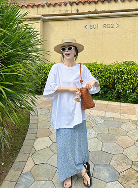 金苏一 白色大版T恤蓝色碎花半身裙夏季宽松休闲短袖裙子两件套潮