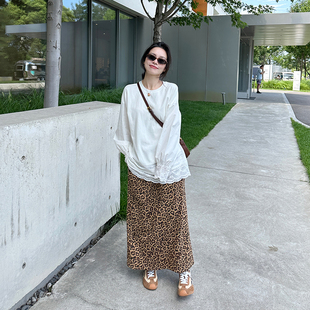 韩版 T恤豹纹半身裙两件套2025秋季 裙子上衣潮 白色花边长袖 金苏一