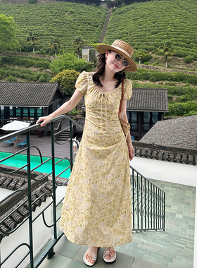 金苏一 印花短袖连衣裙女2026夏季韩版收腰显瘦黄色碎花长裙子潮