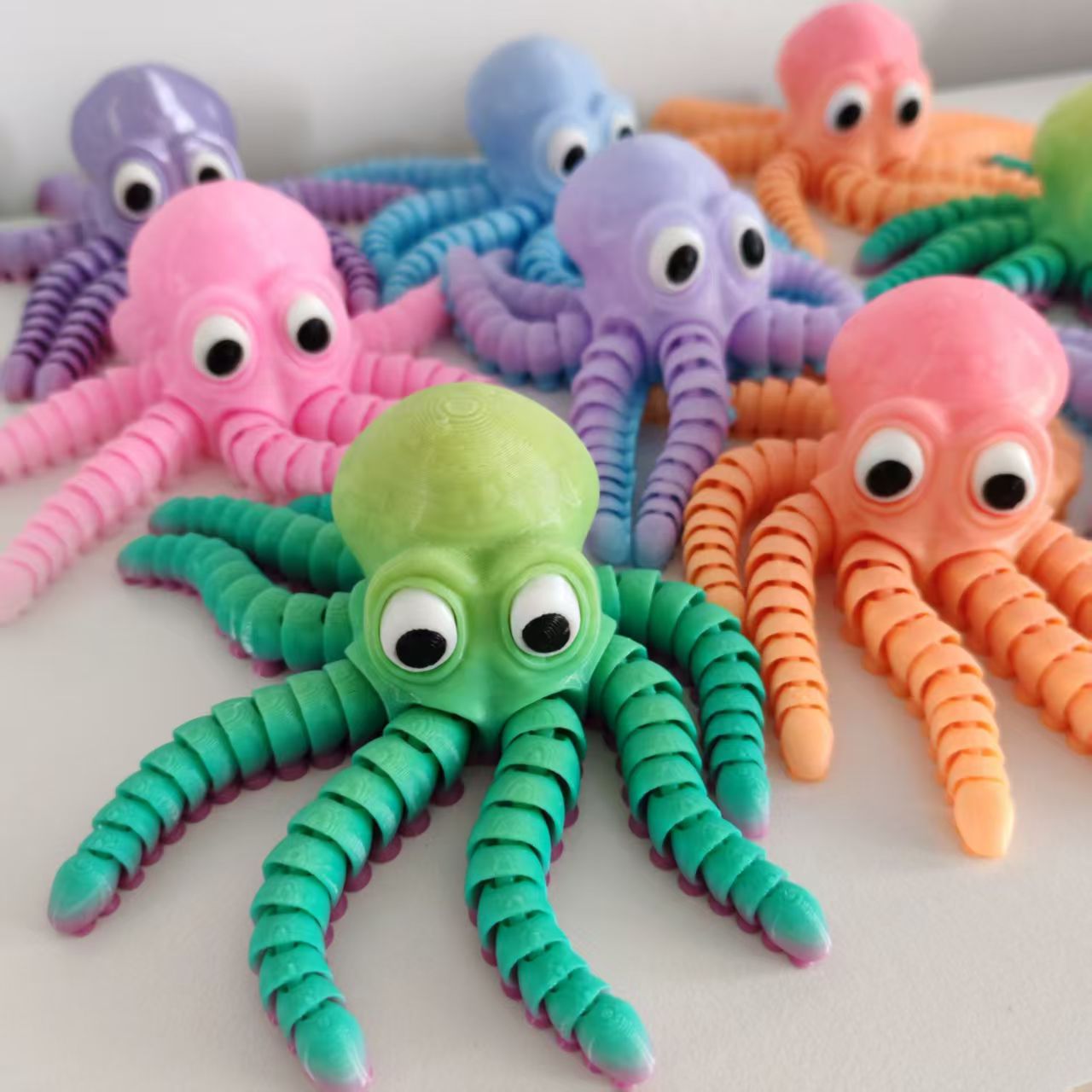3D打印多色八爪鱼呆萌可爱关节可动章鱼批发摆摊神器网红桌面摆件