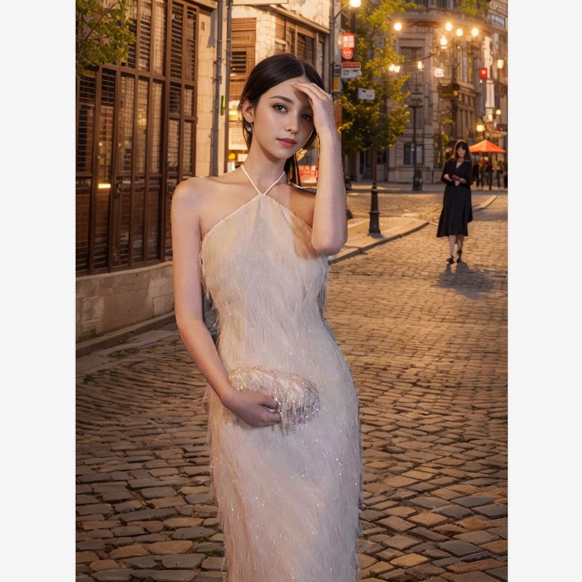 高级感轻奢 挂脖连衣裙女夏季流苏小众性感修身气质名媛礼服裙子