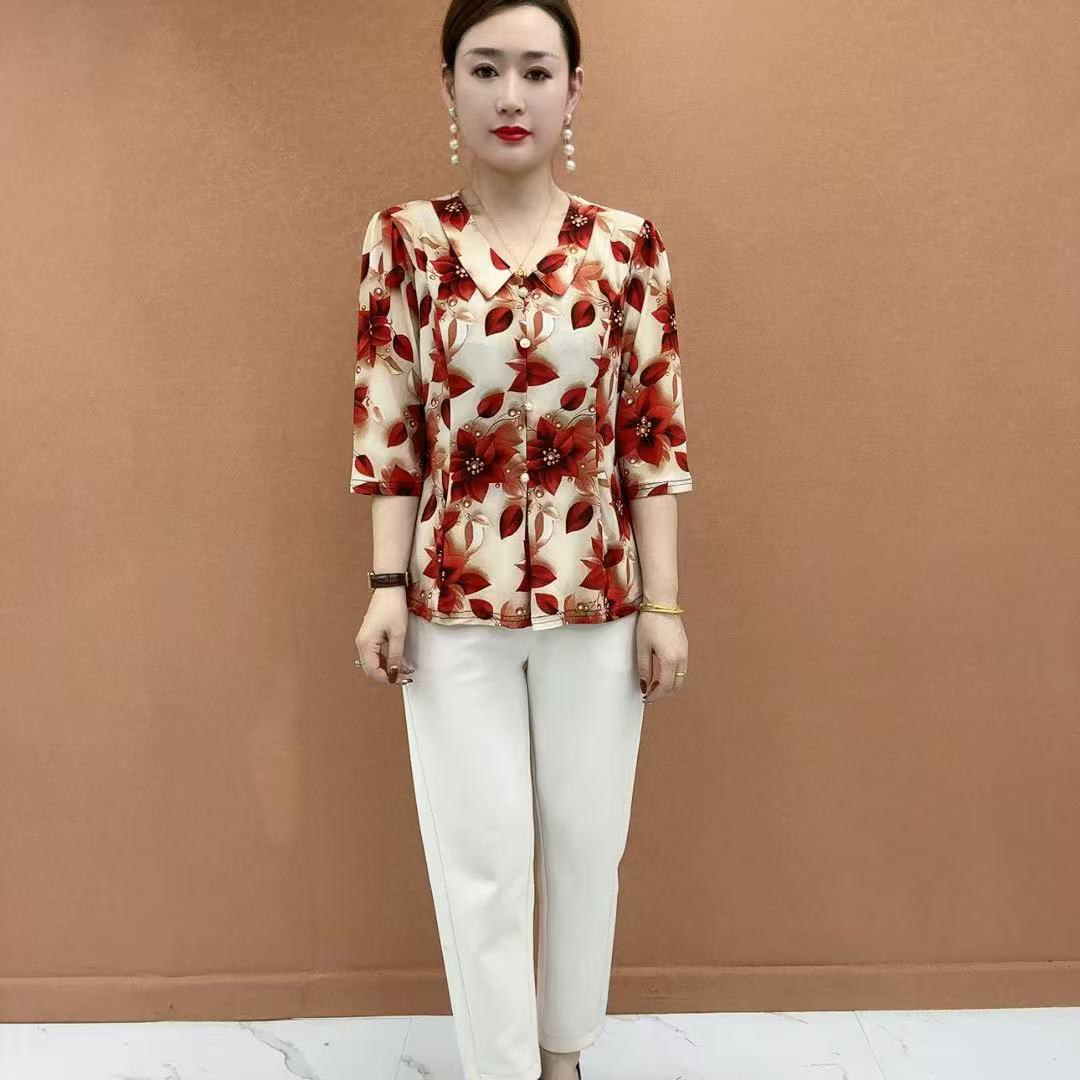 2025新款时尚洋气妈妈装小衫中老年女装印花翻领中袖上衣女遮肚子