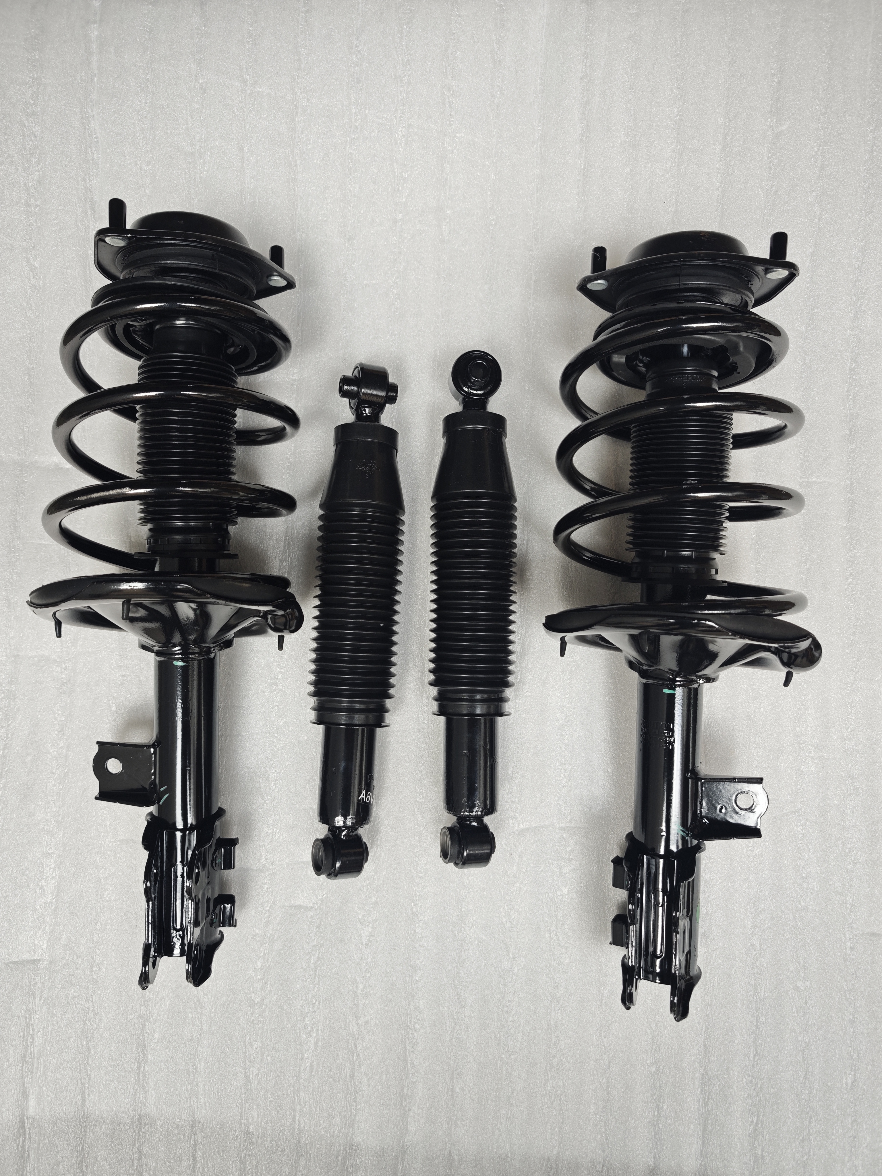 现代悦动减震器前后减震避震悦动后减越动前减震总成