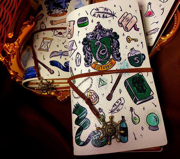 最新款霍格沃茨魔法手账本 哈利波特周边四学院笔记本 日记本,文具电教/文化用品/商务用品,手帐/日程本/计划本,淘宝优惠券,粉丝福利购,淘宝优惠卷