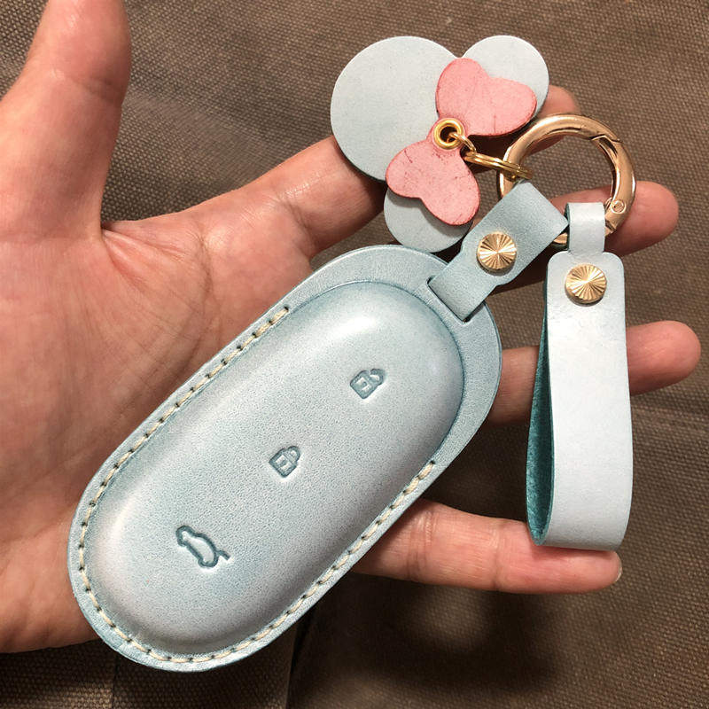 适用理想L9钥匙套牛皮手工L8专用全包真皮L7L6车钥匙壳包扣卡通女