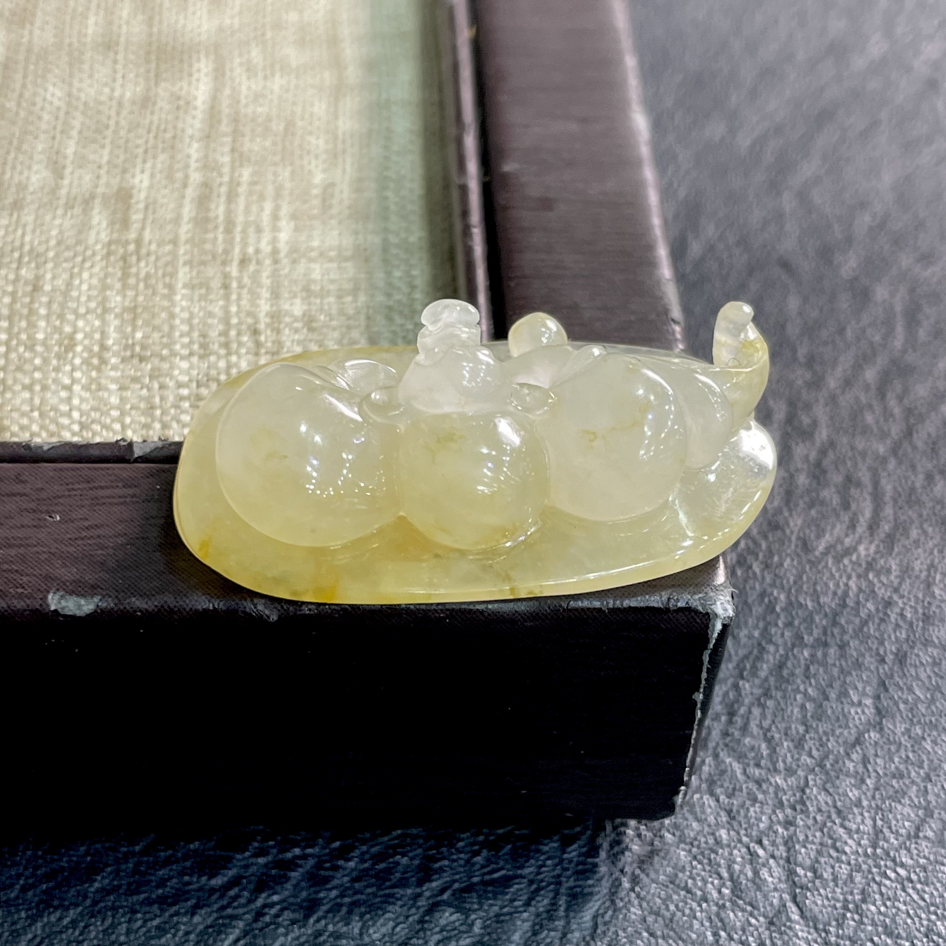 缅甸天然翡翠A货冰胶感黄翡天然色无烧福到手牌精品玉石diy裸石