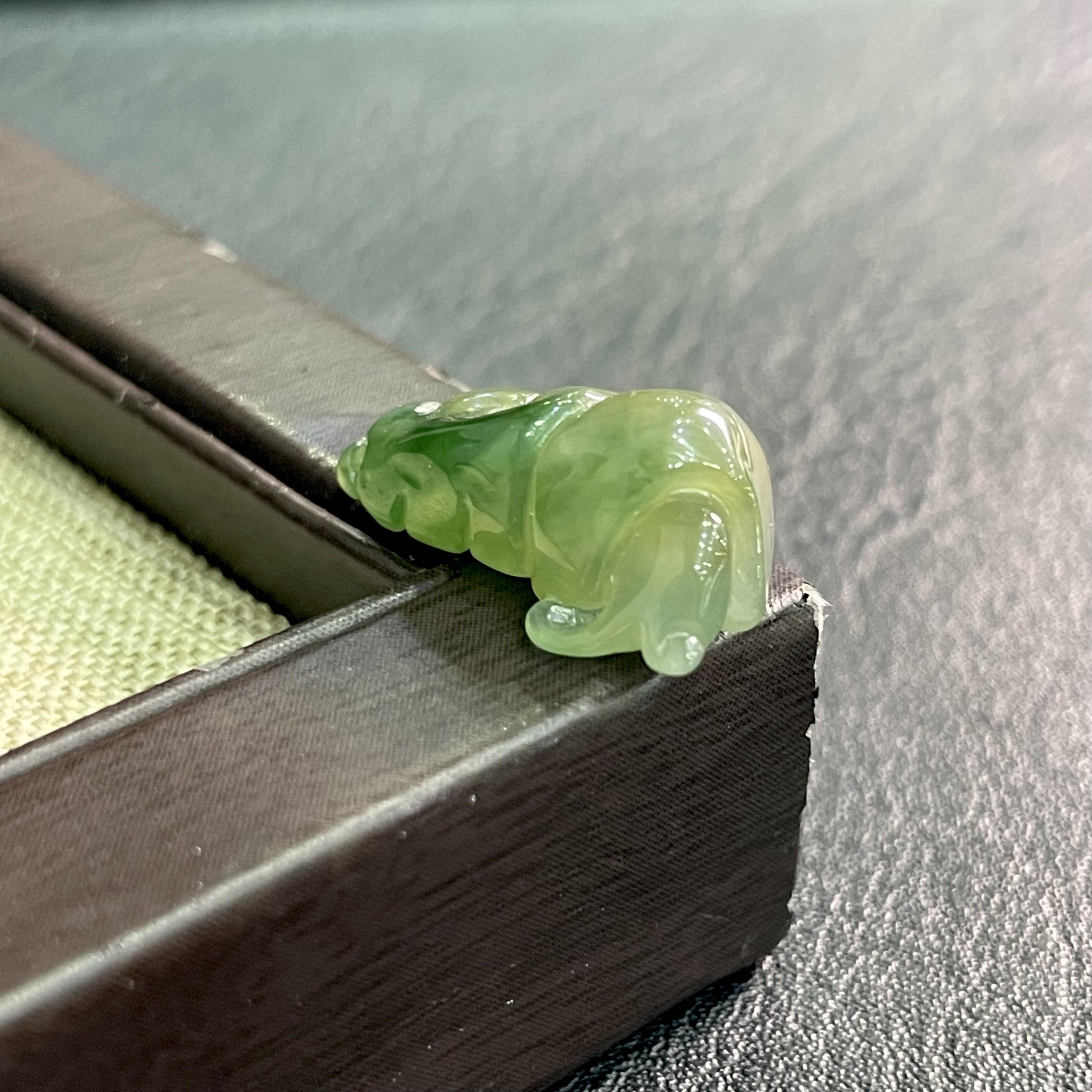 缅甸天然翡翠A货冰糯种黄加绿