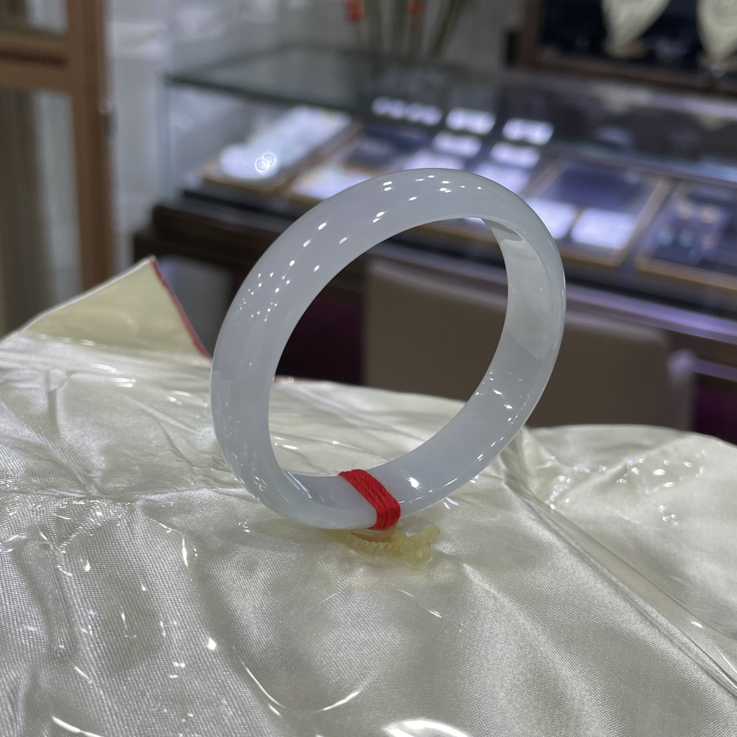 缅甸天然翡翠A货冰细糯种晴底带淡淡紫色贵妃圈51圈口手镯玉石