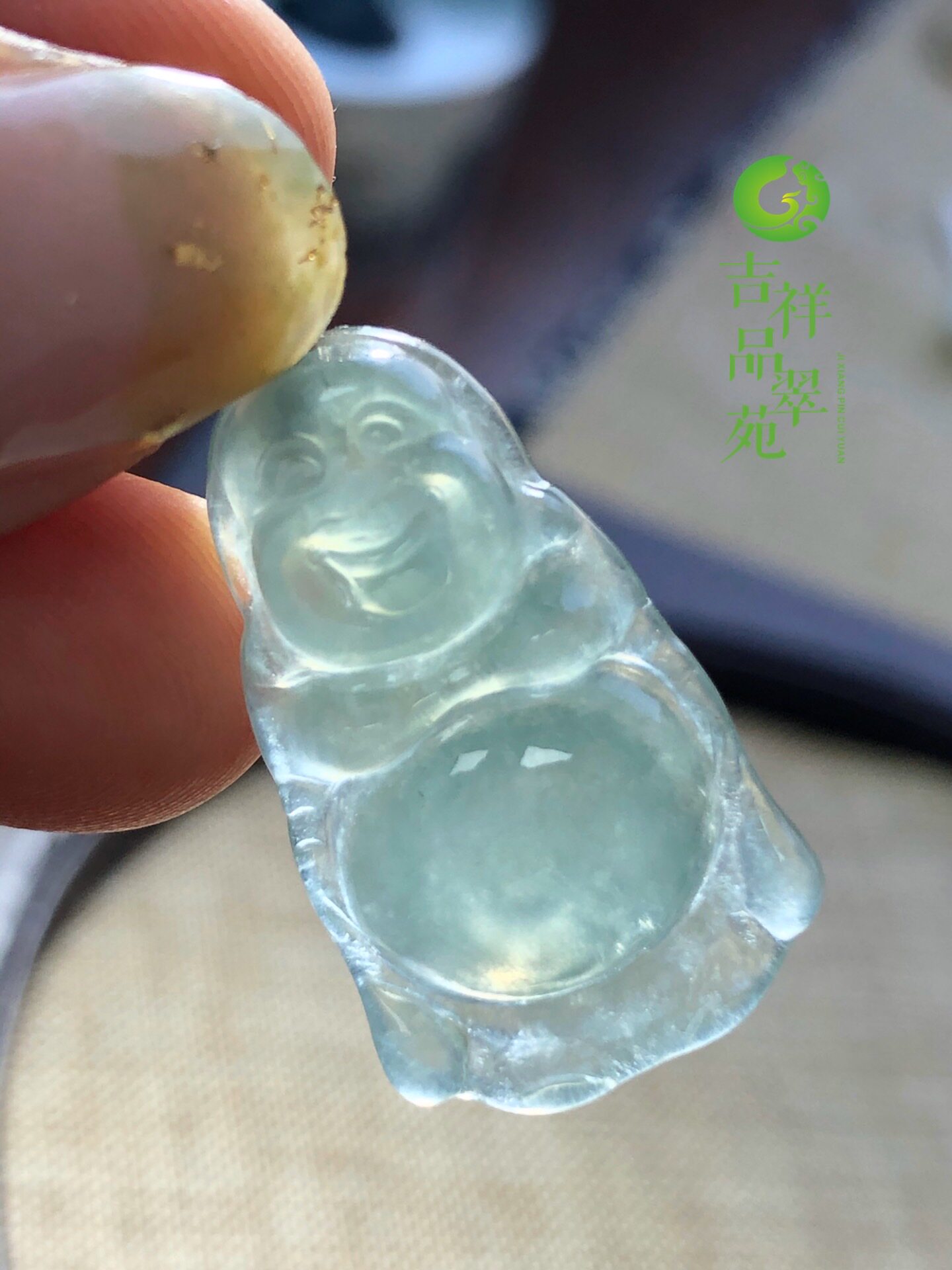 吉祥苑缅甸翡翠a货18k慈祥金吊坠
