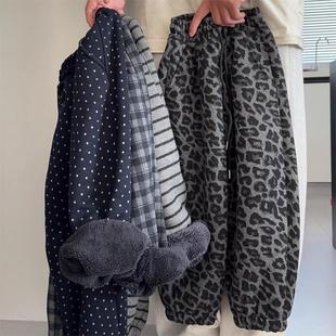 降温刚需 颜值/保暖双在线！休闲慵懒舒适学生加绒裤提花毛呢童裤