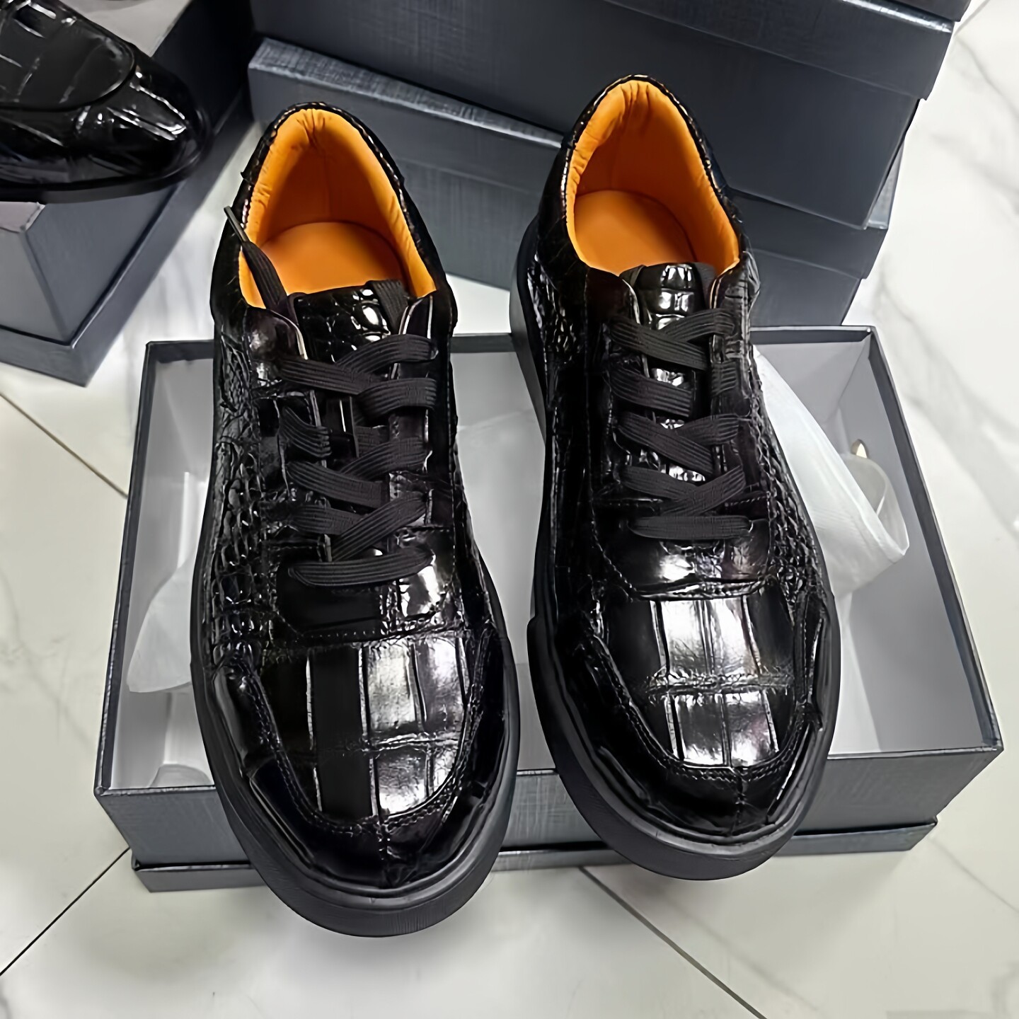 黑色全真鳄鱼皮鞋2025新款休闲板鞋男系带低帮鞋舒适时尚真皮男鞋,流行男鞋,休闲板鞋,淘宝优惠券,粉丝福利购,淘宝优惠卷