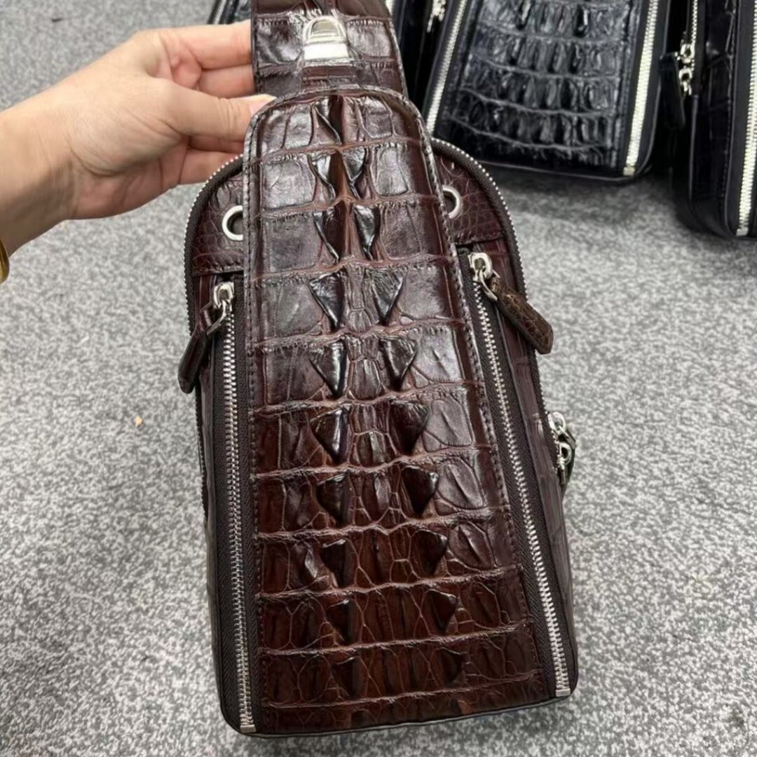 真鳄鱼皮胸包男士真皮斜挎包多功能胸前正品高级休闲百搭潮流男包,箱包皮具/热销女包/男包,胸包,淘宝优惠券,粉丝福利购,淘宝优惠卷