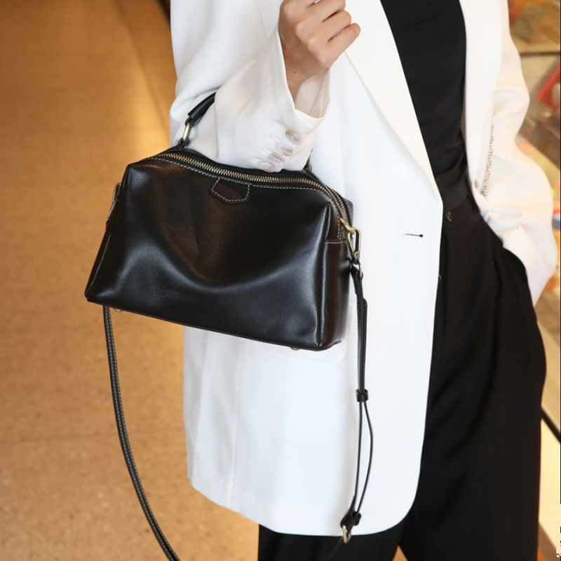 2025夏季新款真皮大容量腋下包