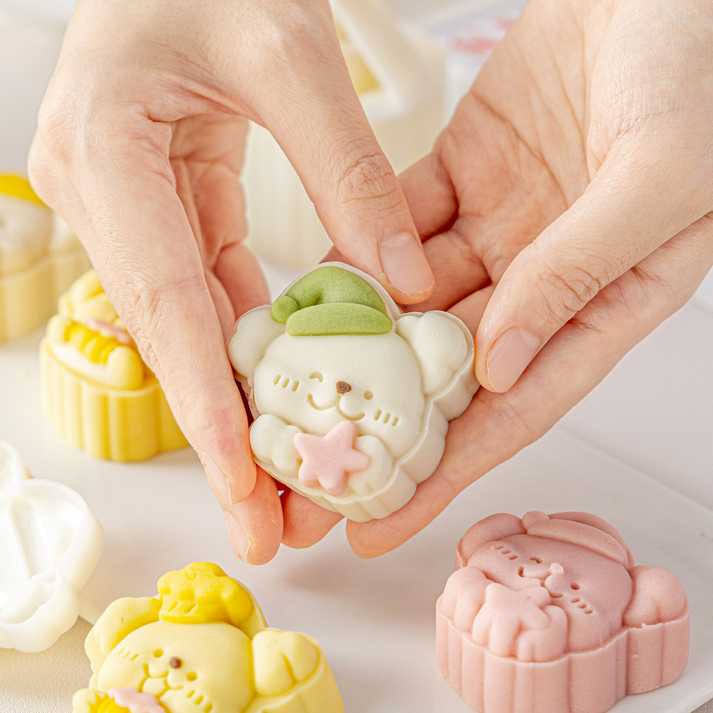 卡通月饼模具新款2026冰皮手压式家用绿豆糕点中秋广狗狗50g磨小图片