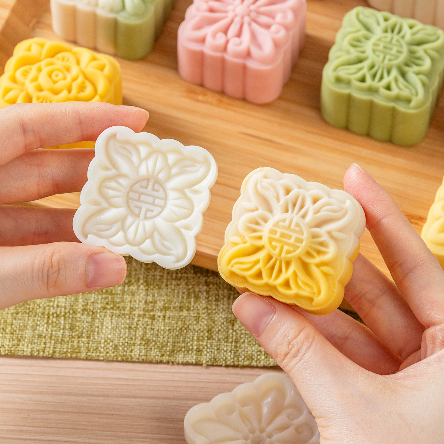 2026新款月饼模具手压式家用按50g75克工磨食品级冰皮绿豆糕点花