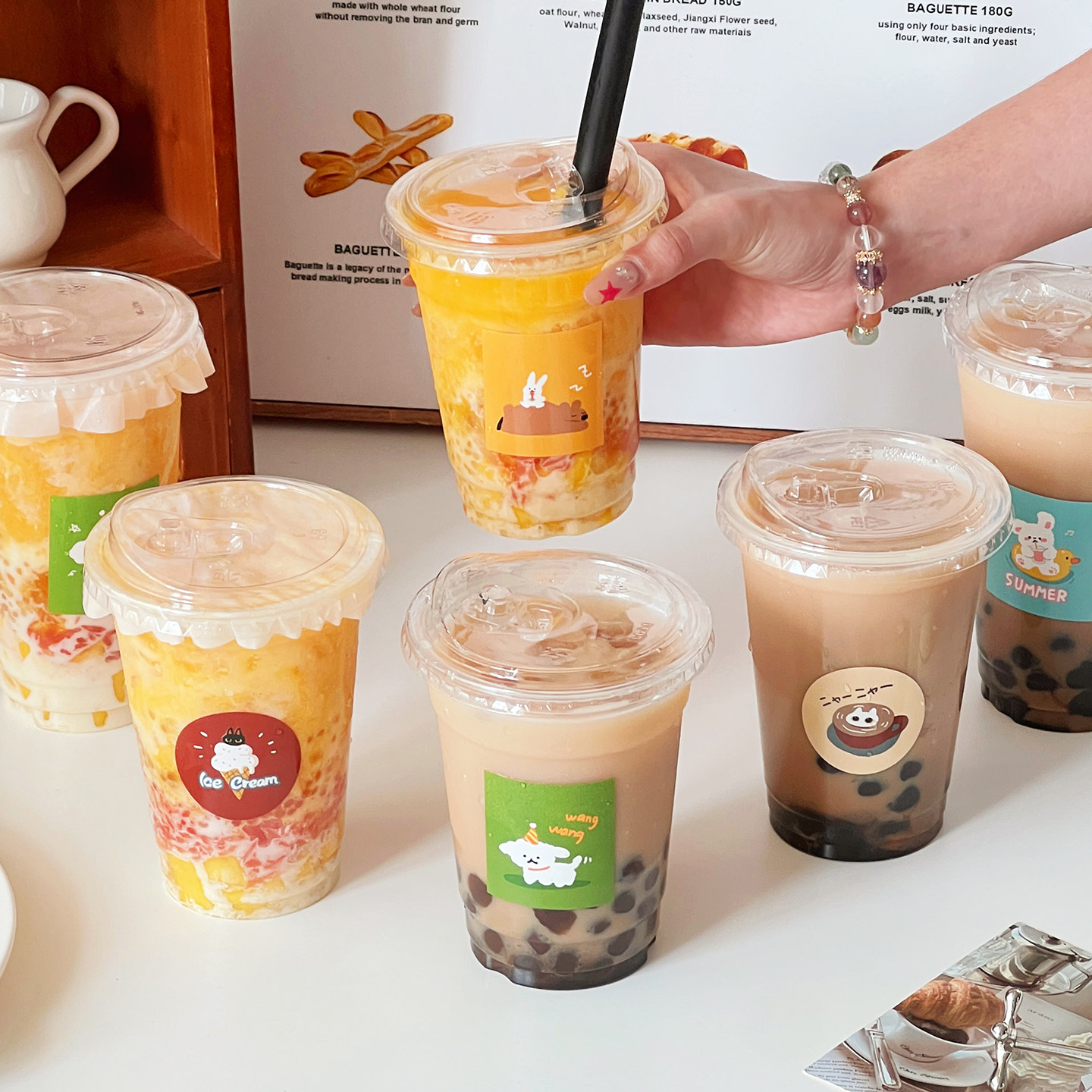奶茶杯子一次性带盖咖啡自制饮料冰杯塑杨枝甘露瓶外出携带店专用