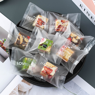 雪花酥包装袋的新款机封饼干曲奇牛轧糖果奶枣单独小子透明烘焙盒