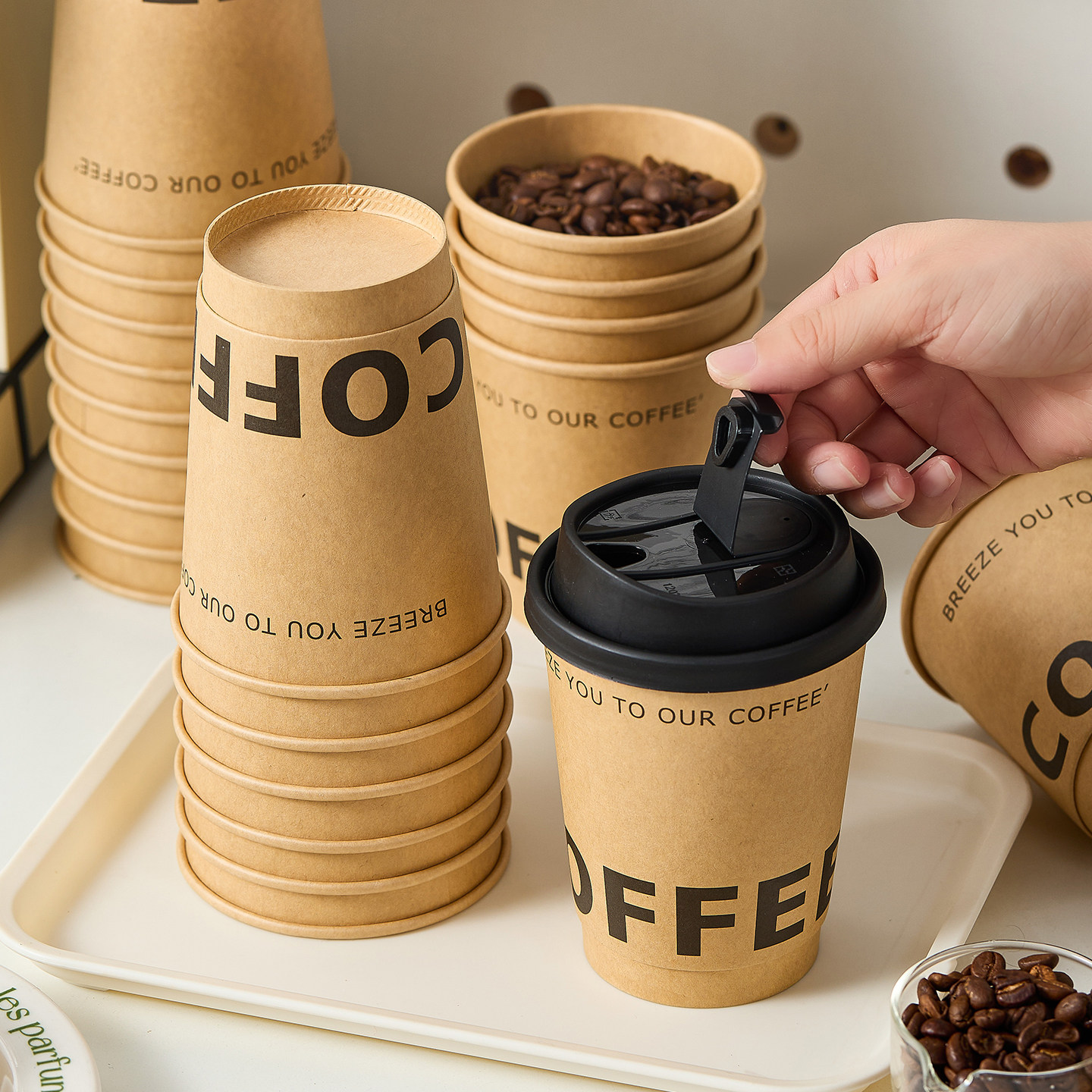牛皮咖啡纸杯子一次性家用加厚式豆浆商用小号食品级热饮奶茶带盖