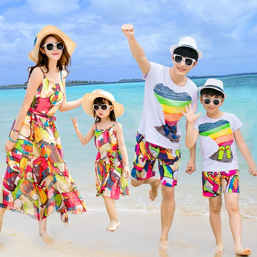 [亲子装一家三口四口父子装度假三亚海边沙滩装夏天母子母女连衣裙]