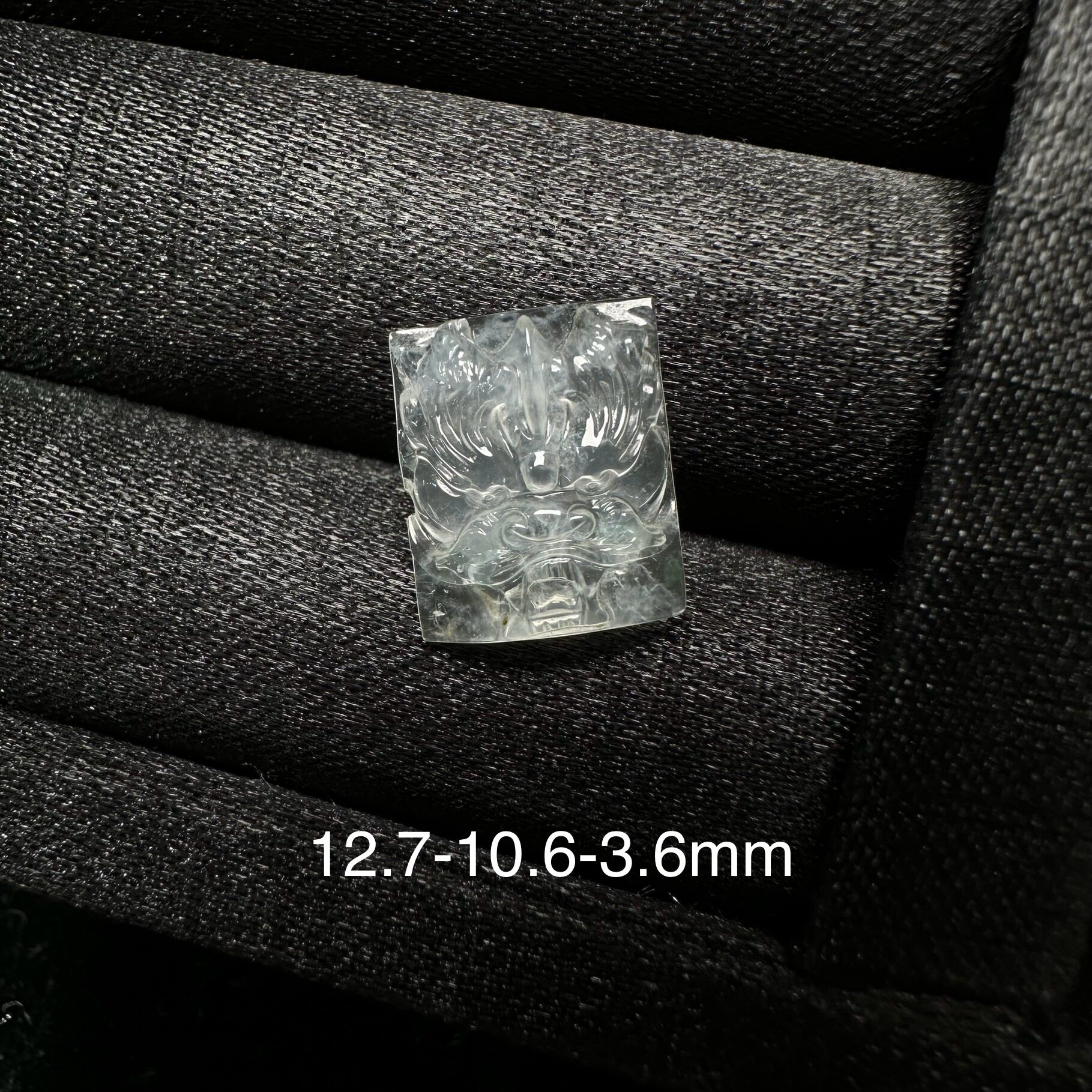 天然A货翡翠冰种龙头