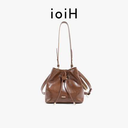 IOIH 高级感小众 软牛皮棕色精致小水桶包女单肩斜挎小包通勤百搭