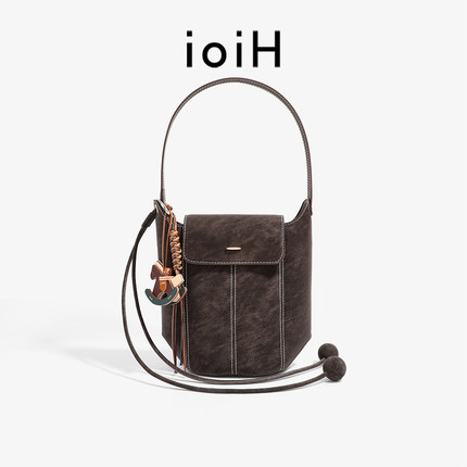 IOIH 新中式复古 小众设计咖啡色水桶包女秋冬单肩斜挎包通勤百搭