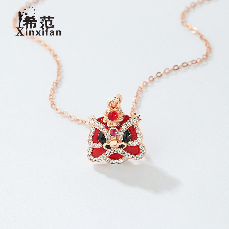 s925纯银醒狮吊坠女颈戴国潮个性小众设计红色镶钻虎狮项链送礼物