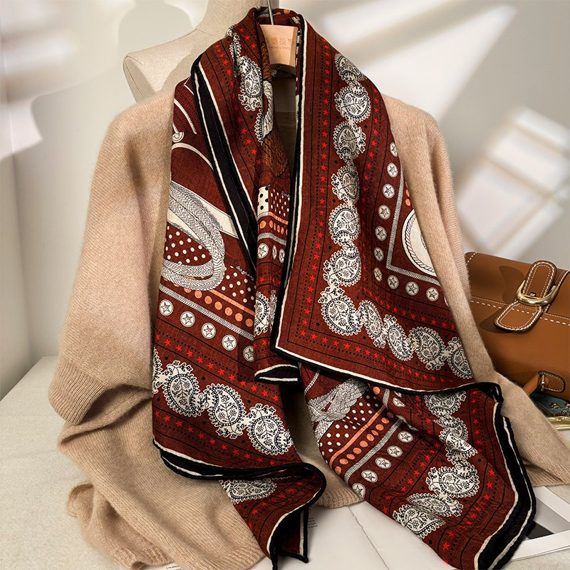 「佐阿夫与龙骑士」丝绒围巾女冬