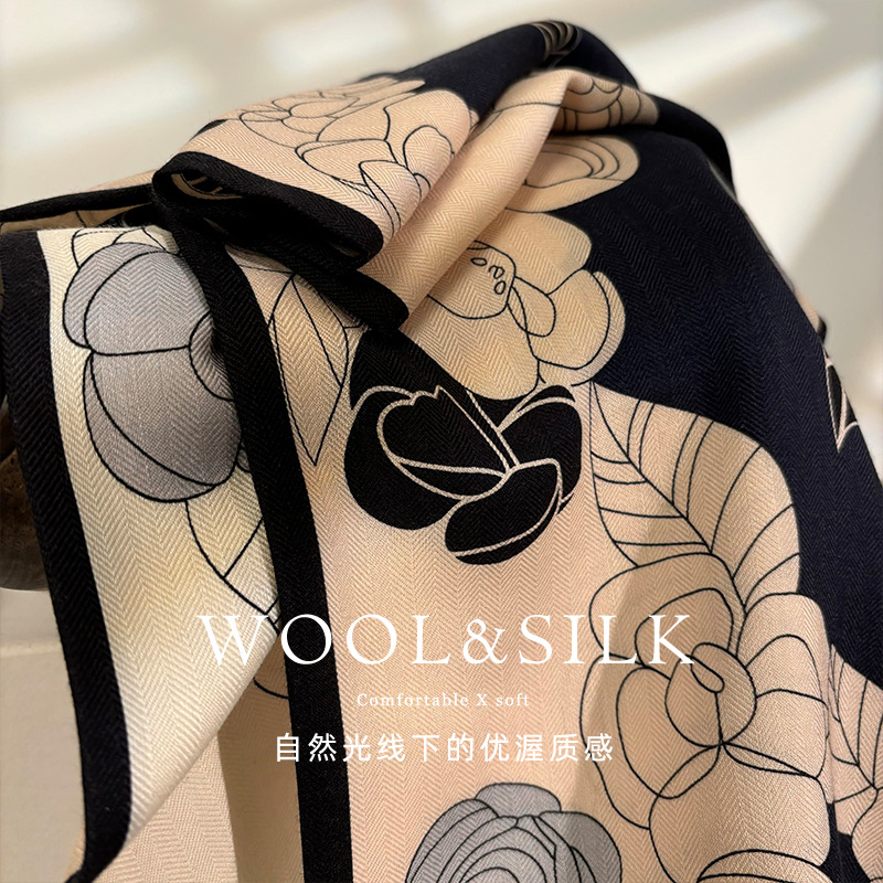 典雅月梦山茶！雅致丝毛围巾女冬