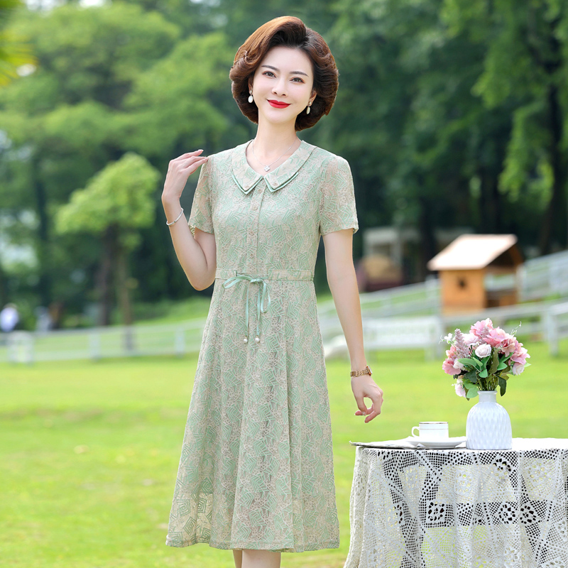 中老年妈妈夏装连衣裙短袖气质2023新款50岁中年女装蕾丝裙子高贵