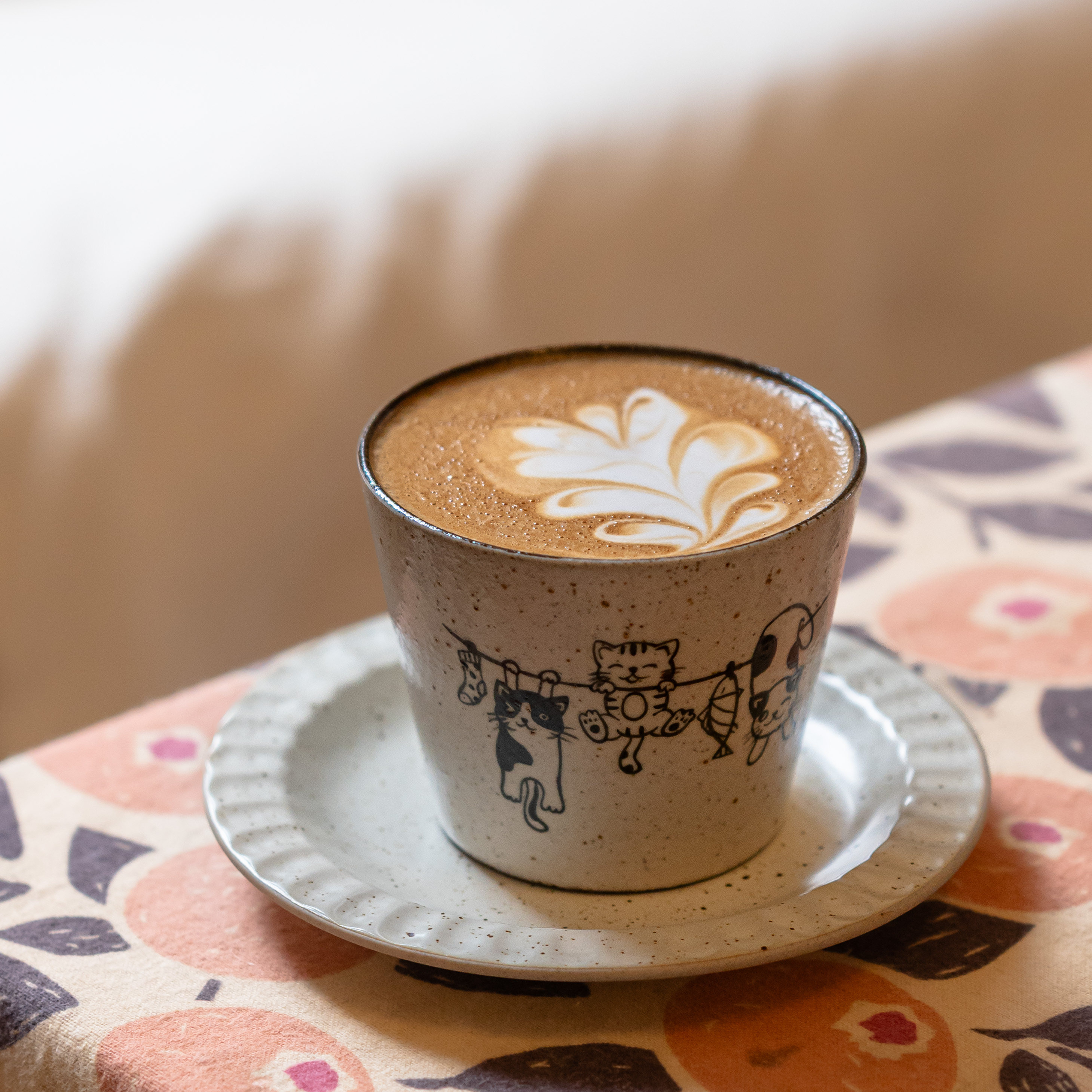 景德镇复古大口杯粗陶猪口杯釉下彩拿铁咖啡杯拉花茶杯手握咖啡杯