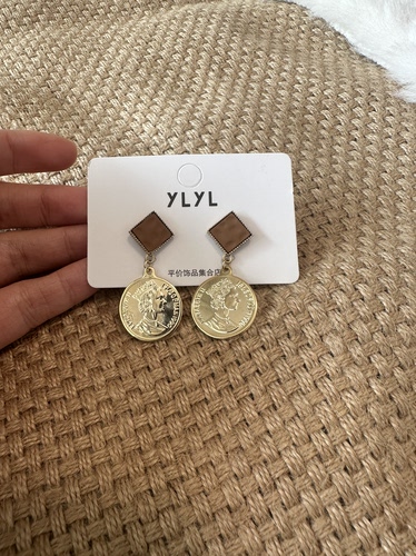 折～复古金币人像耳环 棕色高级感耳饰 小众设计感通勤百搭耳钉女