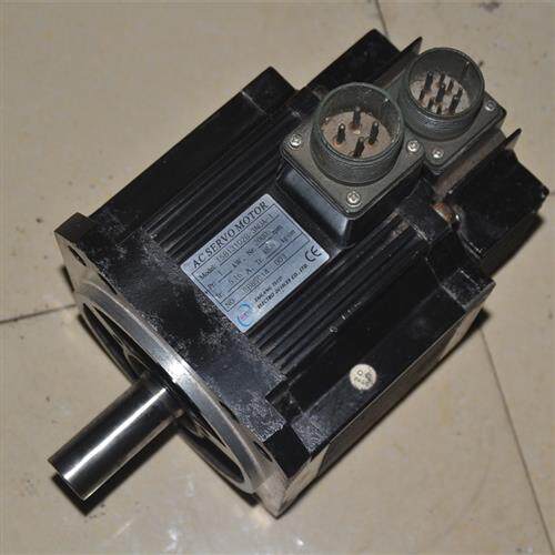 议价TSB13102B-3NUA-1 1KW 2000转 4.8NM 130 22轴伺服电机