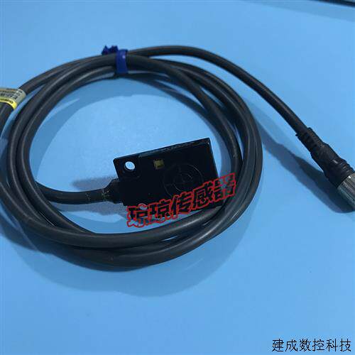 议价OMRONE2J-W10MA E2J-W20MA静电容量型放大器分离接近开关感测