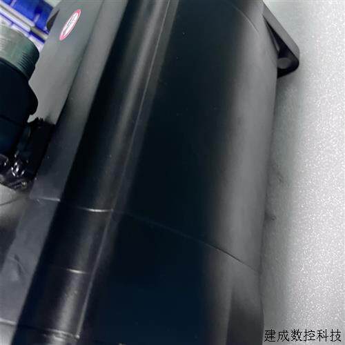 议价施耐德伺服电机SH140/30200/0/0/00/00/12/11/00 销售