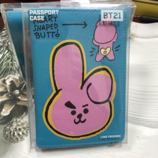 BT21正品卡通短款护照夹PU皮男女旅行多功能旅行证件机票夹卡通套