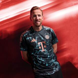 阿迪达斯2024秋季 T恤JE8669 新男子拜仁足球运动训练休闲圆领短袖