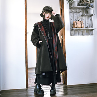 古怪舍「大王花」复古花苞呢大衣刺绣连帽设计感中长款加绒外套女