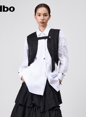odbo/欧迪比欧复古气质港风亮面压褶黑色马夹女春季新款外搭马甲