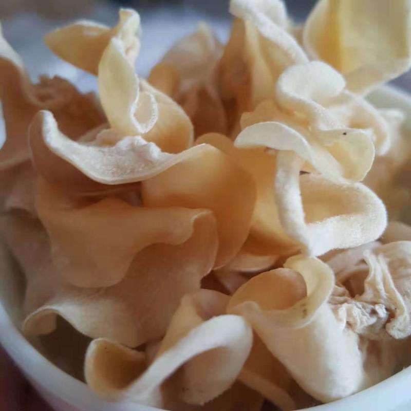 散装自然晾晒东北小碗玉白木耳无根胶厚大兴安岭干货250g配送袋装