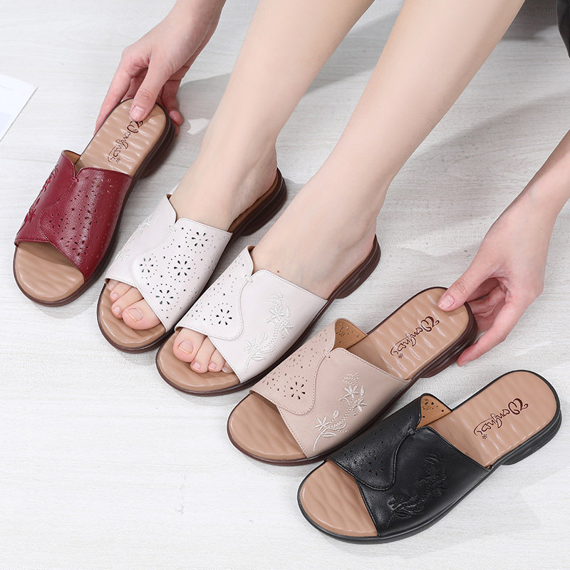 真皮软底妈妈拖鞋镂空透气绣花老人凉拖中老年防滑平跟一字拖清仓,女鞋,一字拖,淘宝优惠券,粉丝福利购,淘宝优惠卷