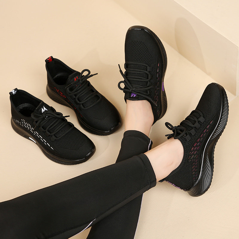 春秋新款运动休闲女鞋中年透气软底飞织妈妈鞋大码平底舒适健步鞋